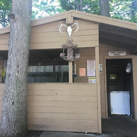 Shade Acres Campgound And Cottages Catawba Island Esterno foto